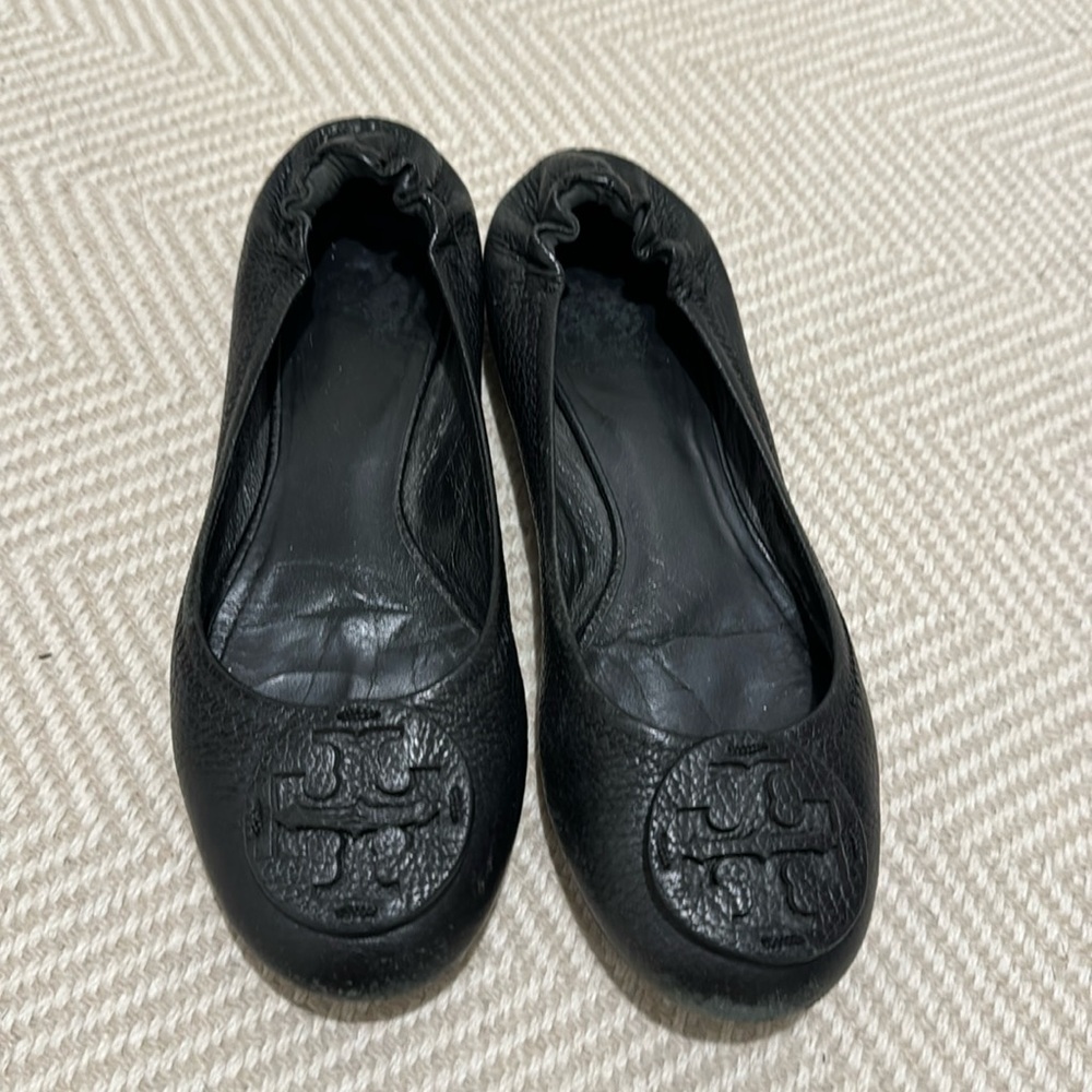 Black Tory Burch flats